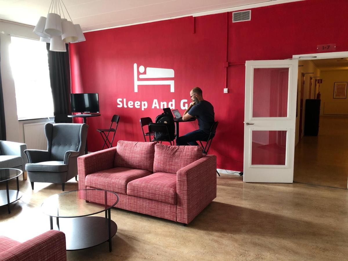 Hotel Sleep And Go à Härnösand Extérieur photo